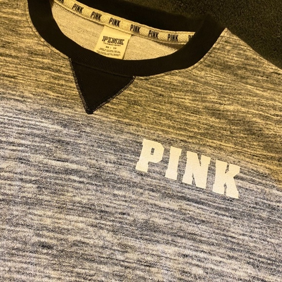 PINK Victoria's Secret Sweater - XS - Picture 2 of 3